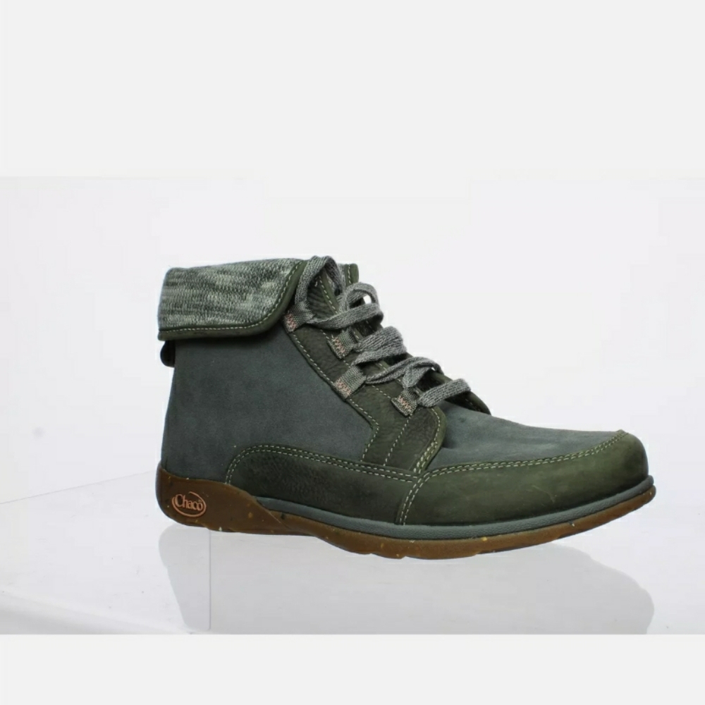Chaco barbary boot in like new condition